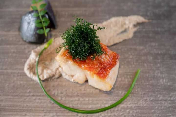 Dining 142 of 190