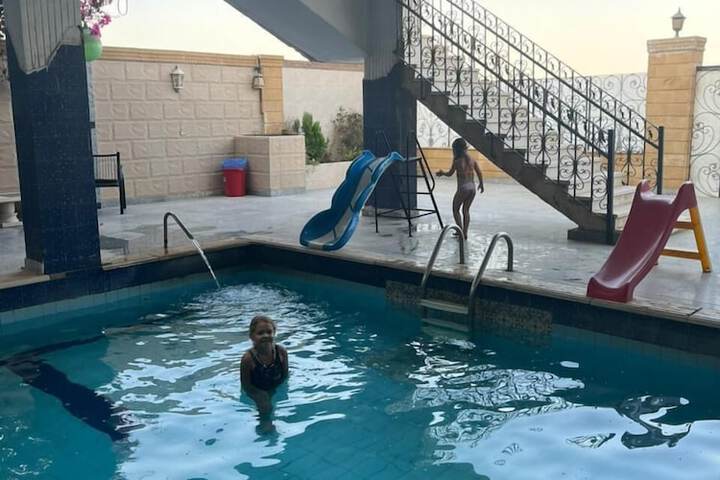 Pool 92 of 114