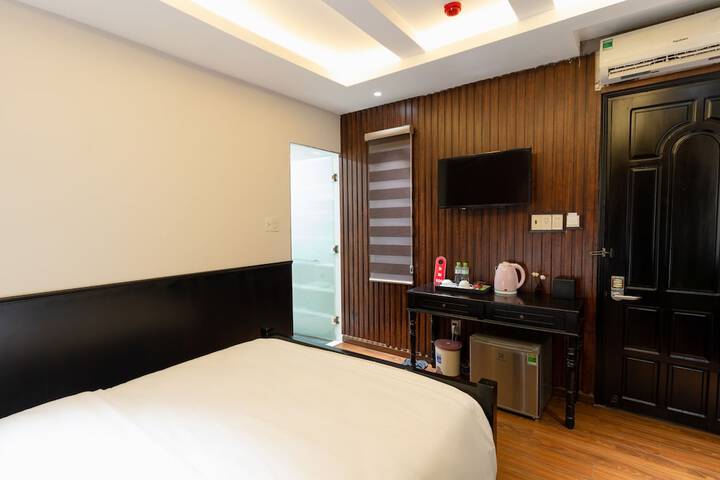 Room 10 of 41