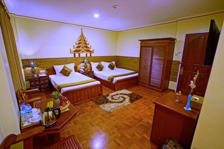 Room 56 of 153
