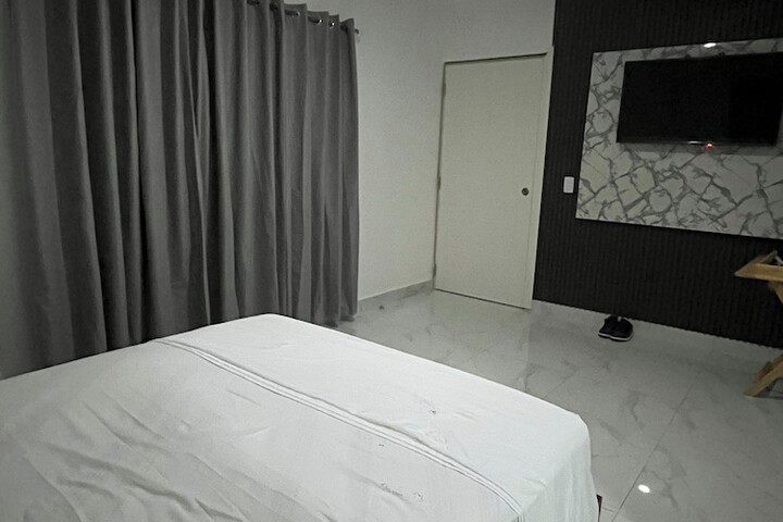 Room 10 of 54