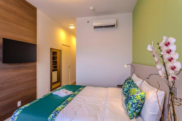 Room 21 of 40