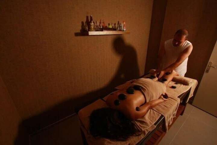 Spa 40 of 51