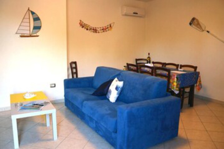 Room 12 of 53