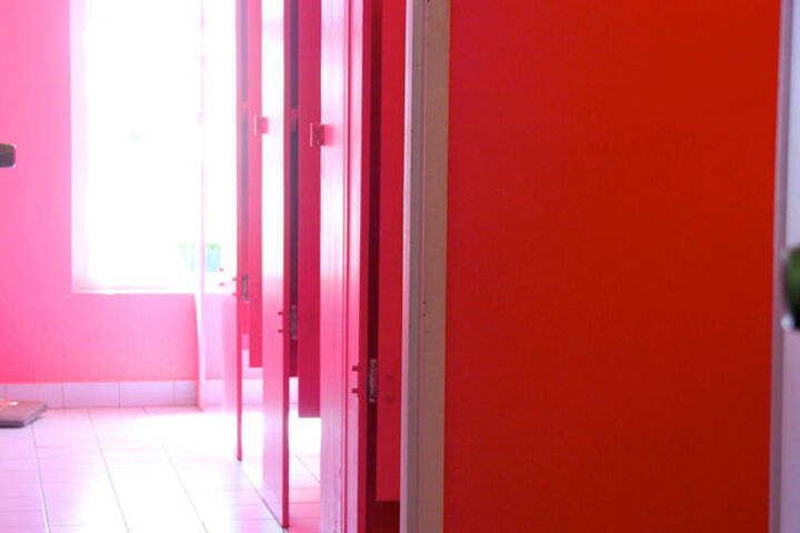 Room 8 of 19