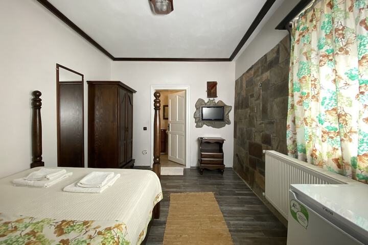 Room 10 of 39