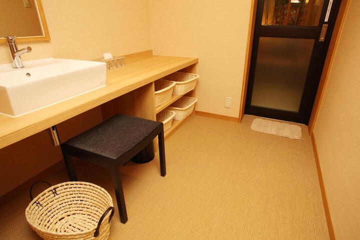 Room 12 of 59