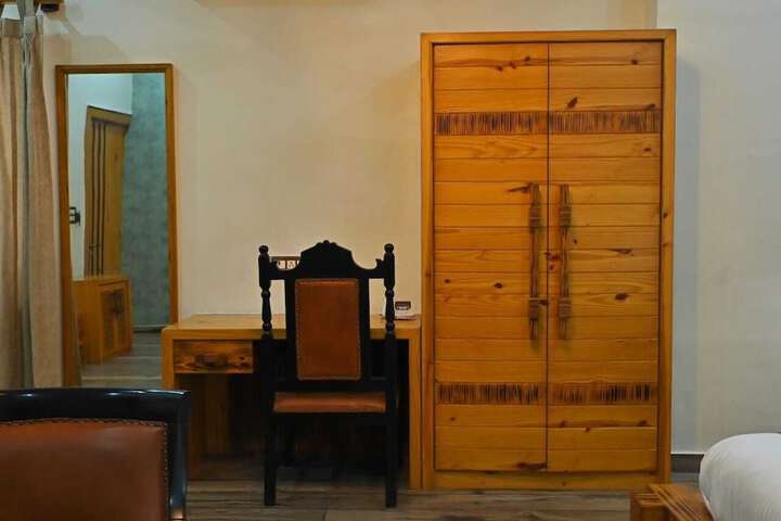 Room 54 of 161