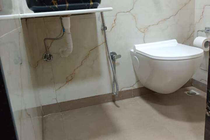 Room 14 of 39