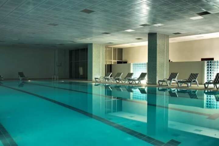Pools & Facilities