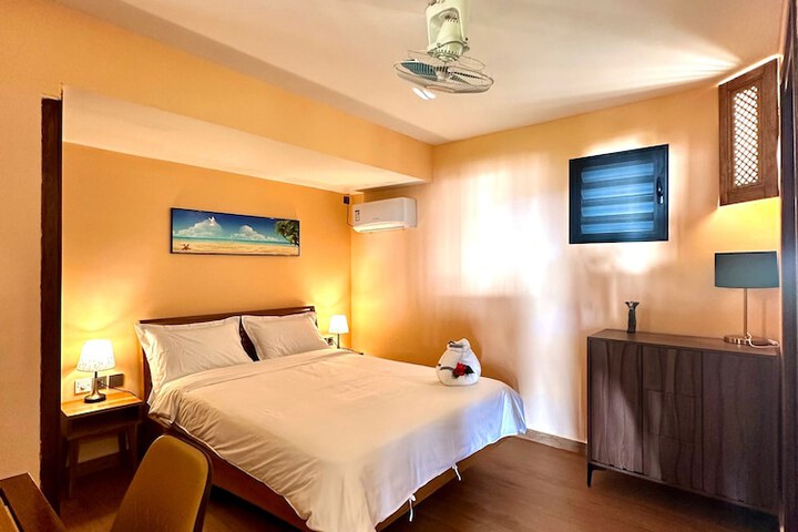 Room 27 of 67