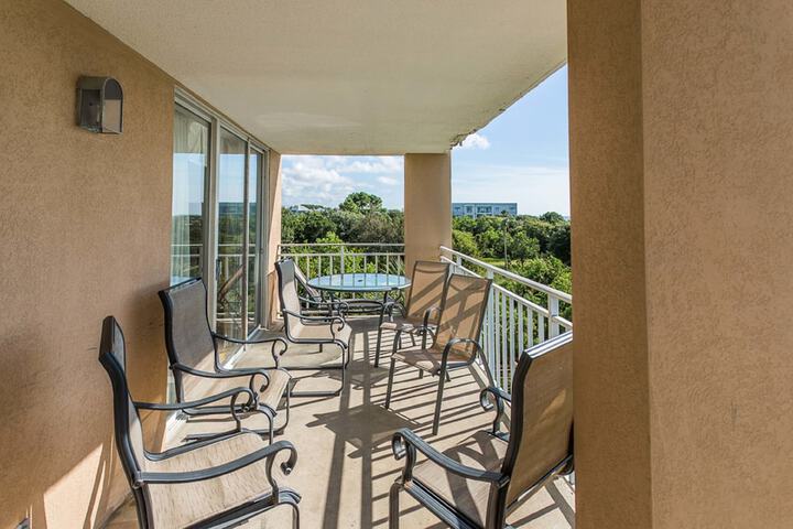 Terrace/Patio 19 of 48