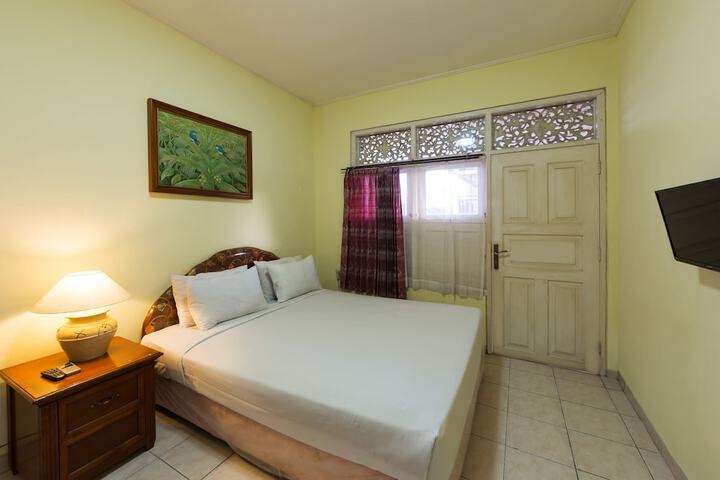 Room 27 of 50