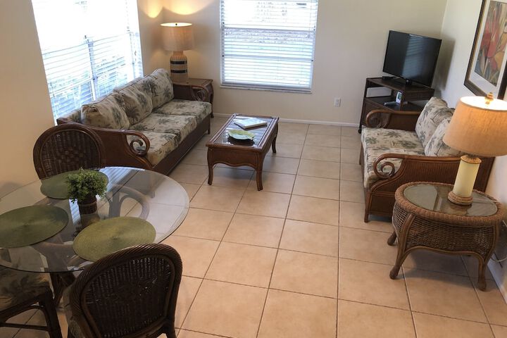 Room 40 of 115