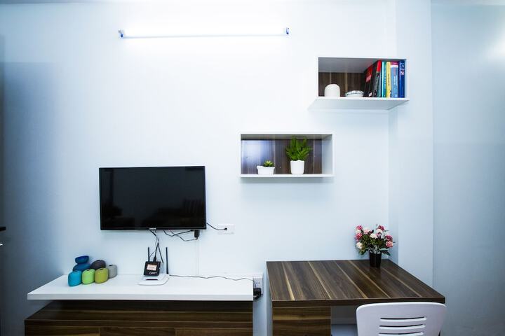 Room 9 of 9