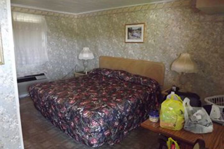 Room 17 of 23