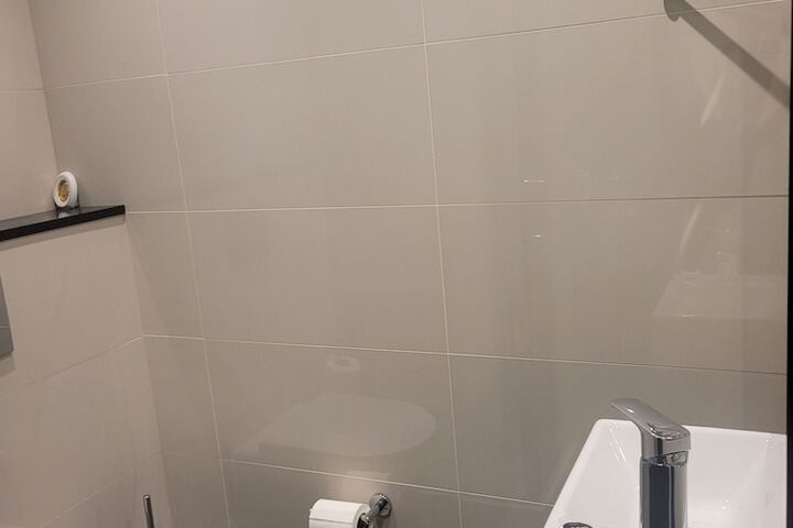 Room 78 of 90