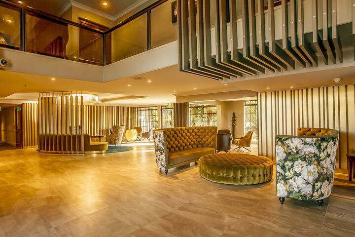 Hotel Interior 10 of 73