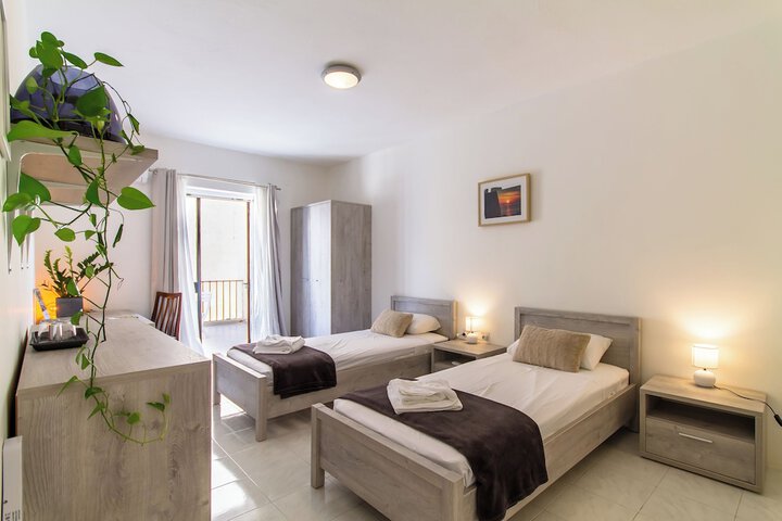 SwieqiStay room2 private bath - Paceville