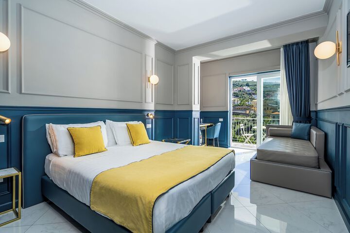 Room 47 of 211