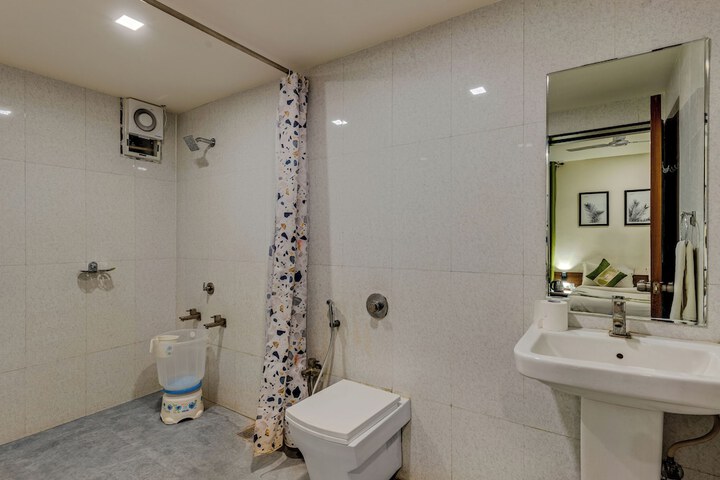 Room 15 of 21