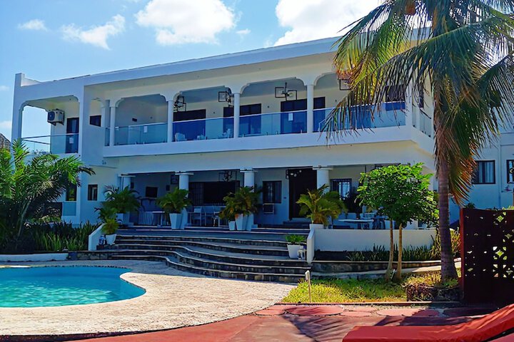 Hotel 37 of 42
