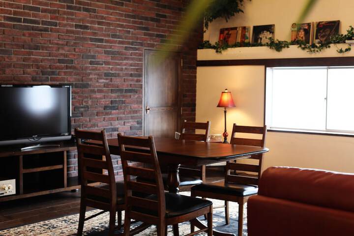 Dining Photos