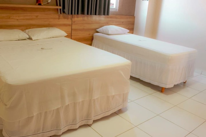 Room 2 of 16