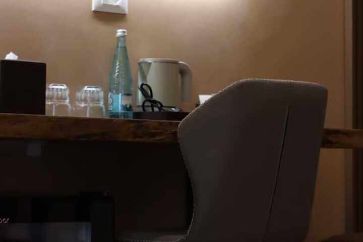 Room 55 of 112