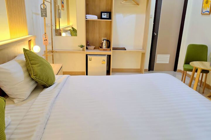 Room 54 of 97