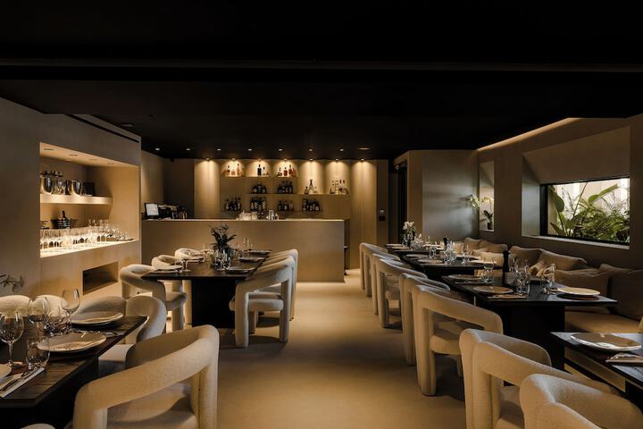 Dining 97 of 121