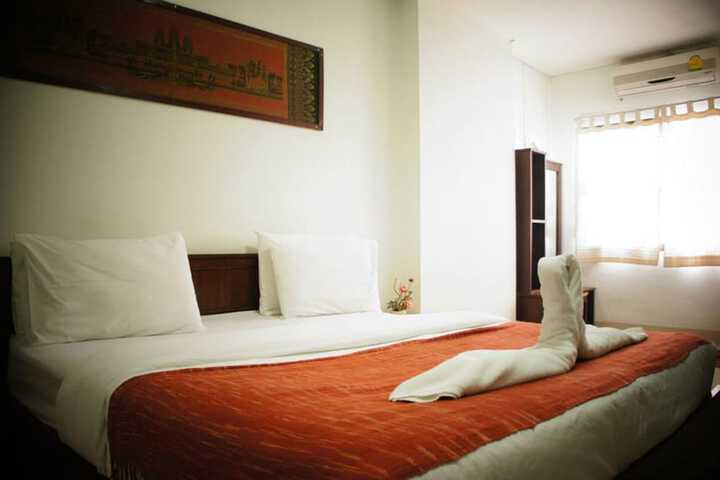 Room 16 of 41