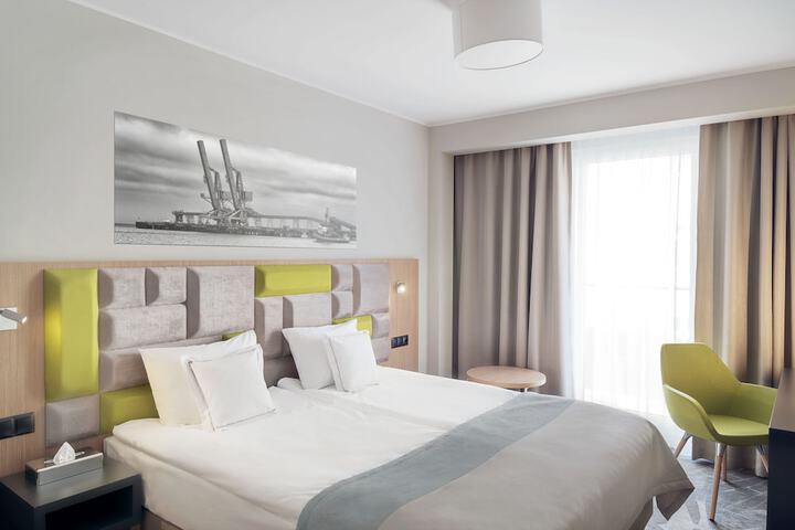 Room 19 of 113