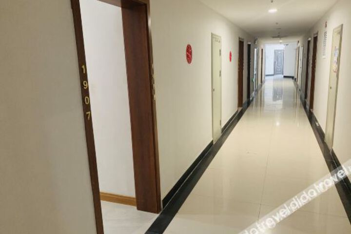Hotel Interior 4 of 13