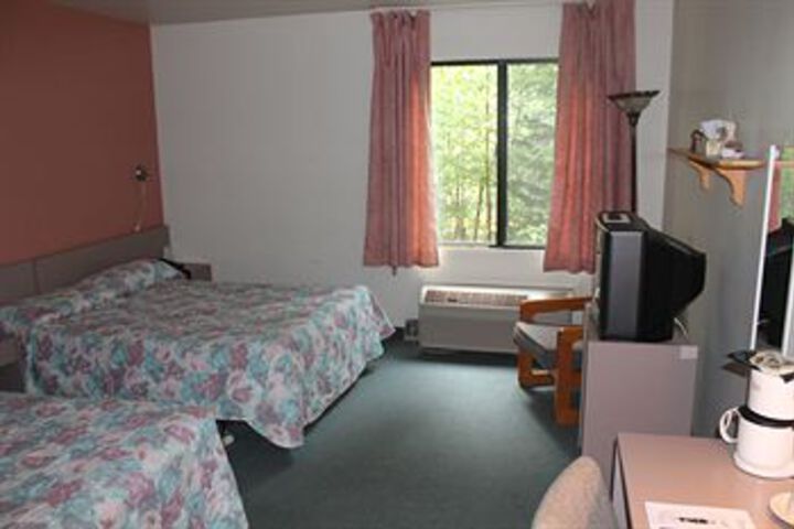 Room 18 of 42