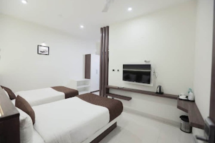Room 14 of 21
