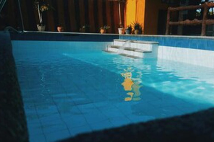 Pool 16 of 20