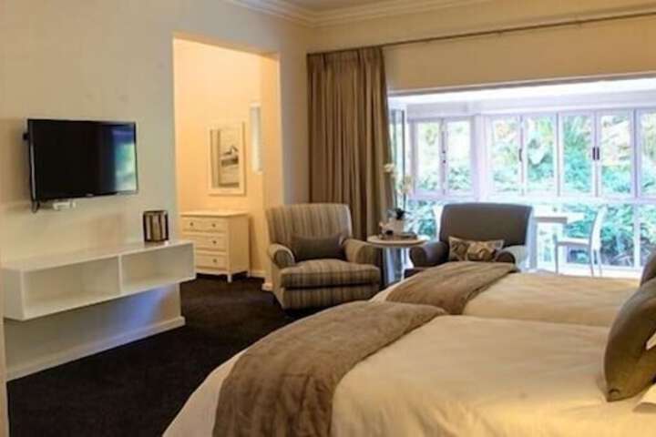Room 28 of 100