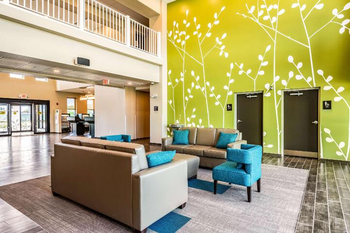 Hotel Interior 11 of 16