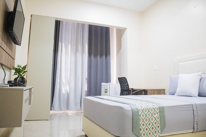 Room 13 of 24