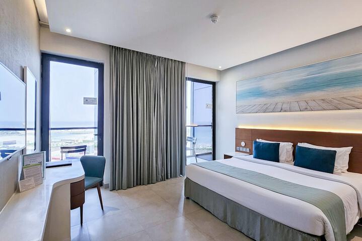 Room 13 of 65