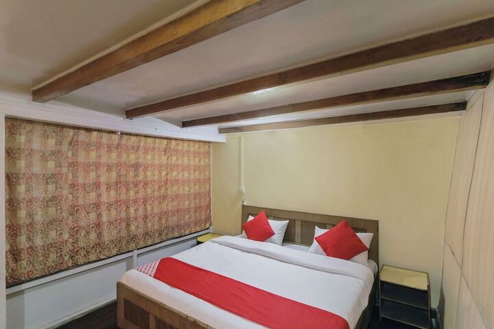 Room 7 of 17