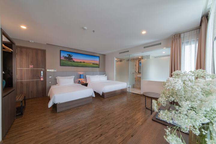 Room 30 of 130