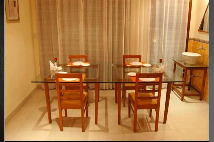 Room 14 of 24