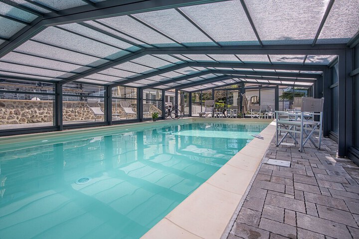 Pool 19 of 30