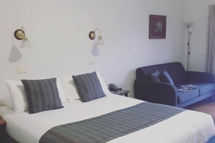 Room 34 of 79