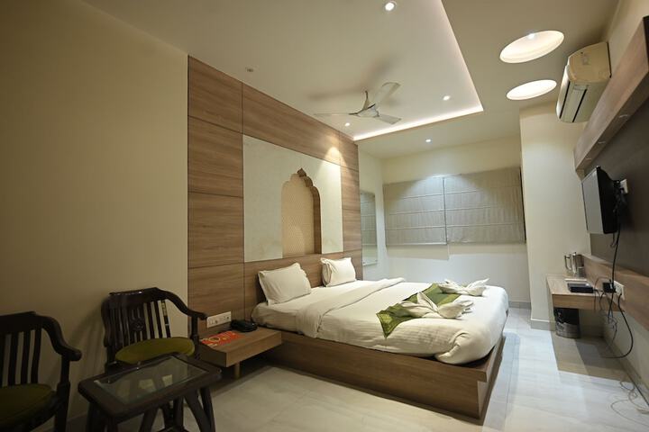 Room 20 of 35