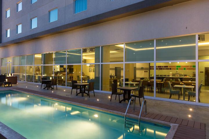 Pool 54 of 86