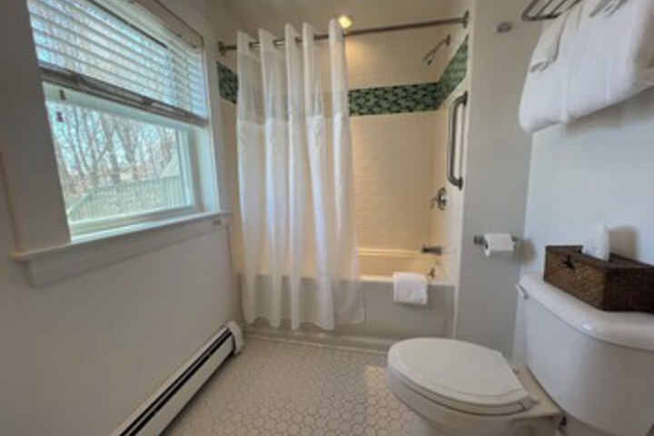 Room 178 of 297