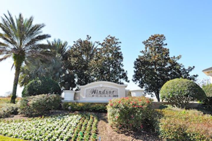 Hotel Exterior 136 of 150